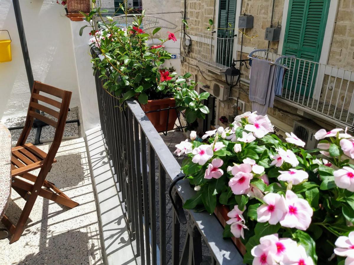 B&B 20 Archi Monopoli Exterior photo