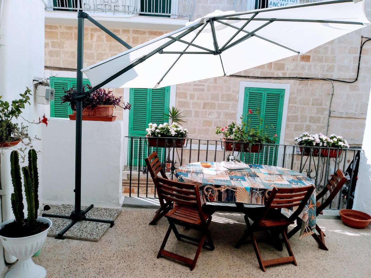 B&B 20 Archi Monopoli Exterior photo