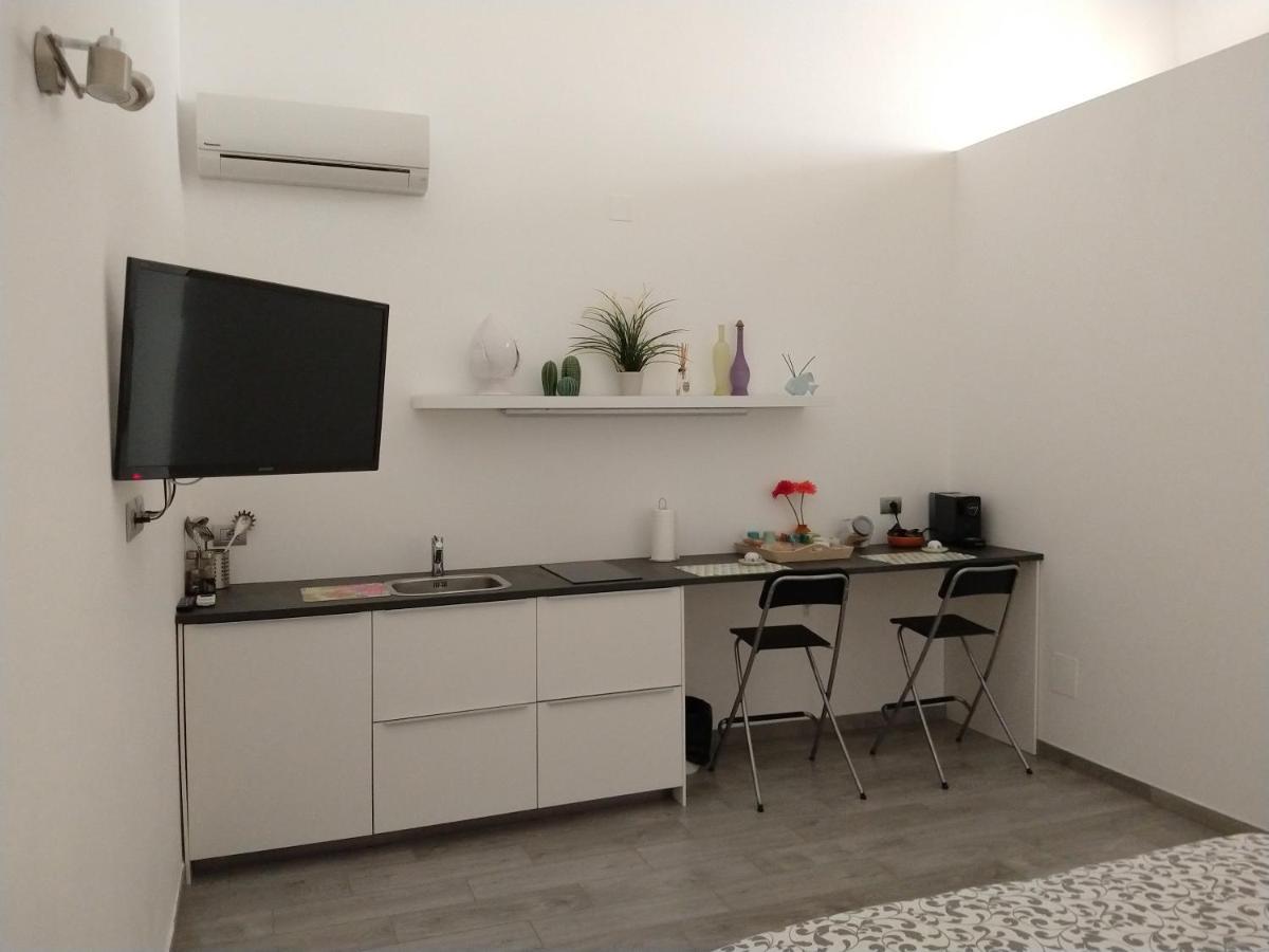 B&B 20 Archi Monopoli Exterior photo