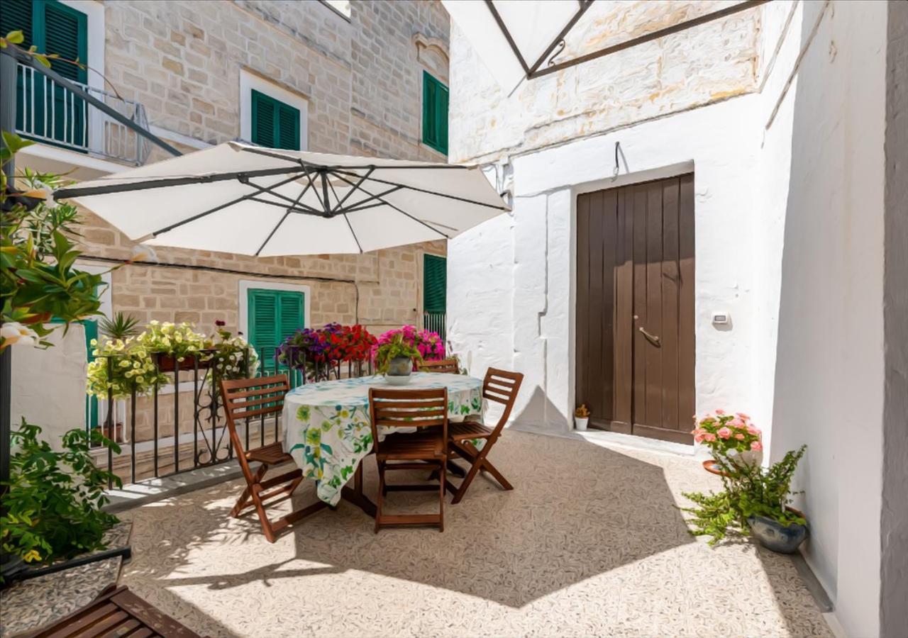B&B 20 Archi Monopoli Exterior photo