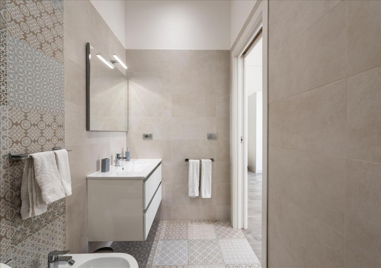 B&B 20 Archi Monopoli Exterior photo